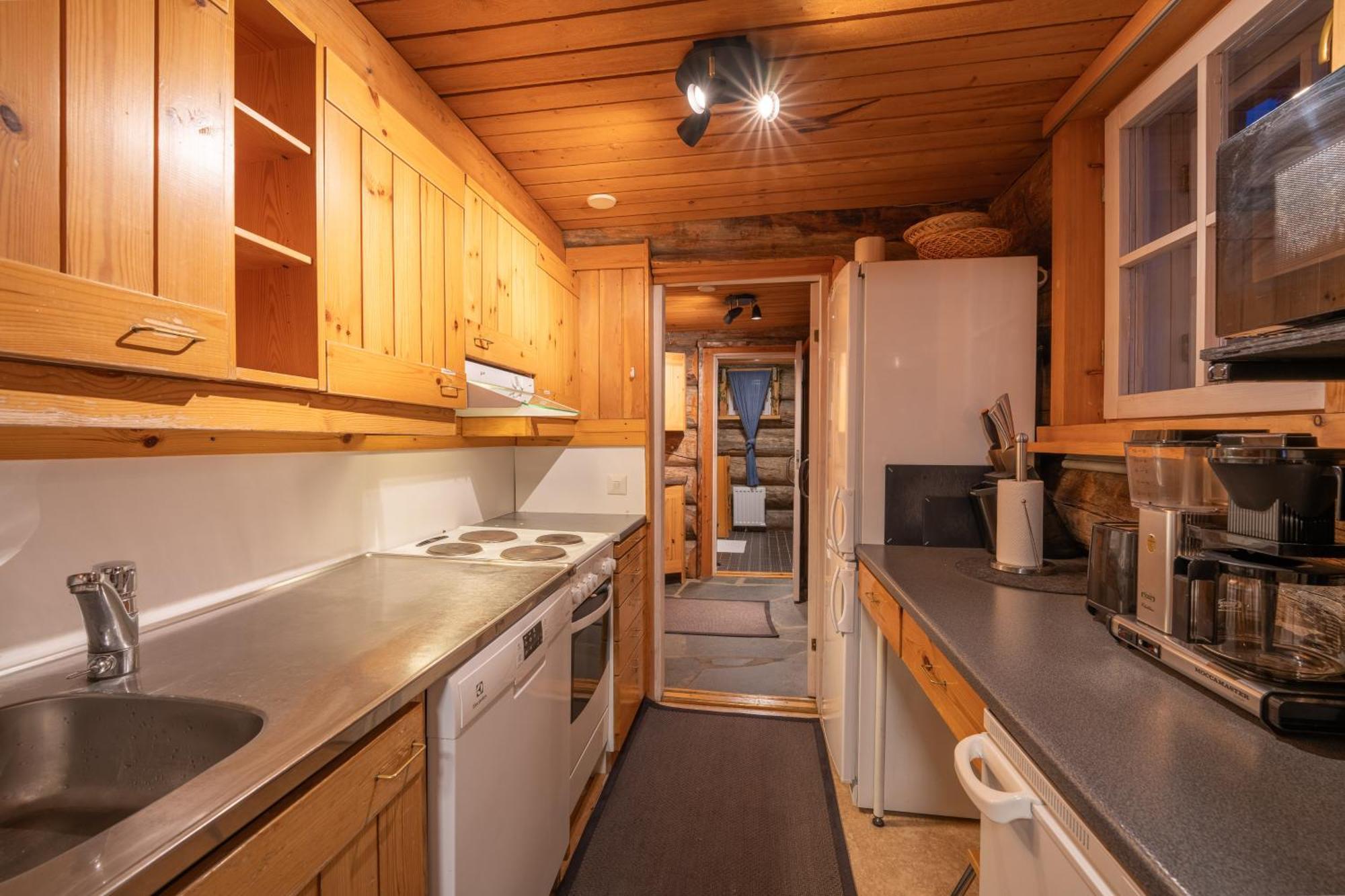 Kuukkeli Hirvas Suite Saariselka Exterior photo